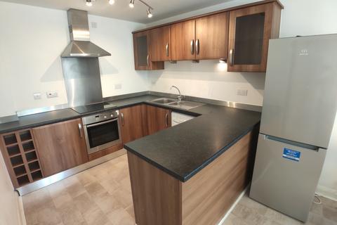 2 bedroom flat to rent, Denmark Road, Manchester M15