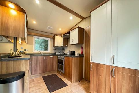 2 bedroom static caravan for sale, Nr Battle, St Leonards on Sea TN37