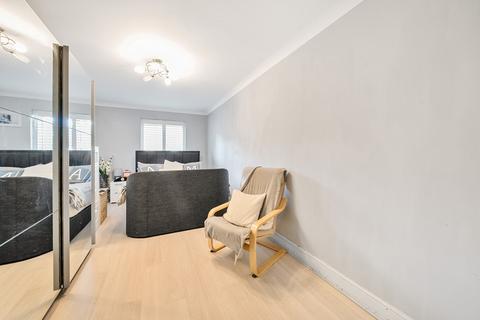 Flat 5, Balmoral Court, 35 The Avenue, Beckenham, BR3 5GB