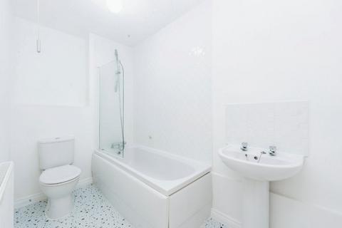 16 Cable Crescent, Woburn Sands, Milton Keynes, MK17 8GG