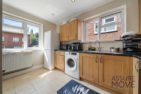 2 bedroom maisonette for sale, Wydeville Manor Road, Abbey Lodge Wydeville Manor Road, SE12