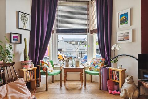 72 Albert Road, Glasgow, G42 8DW