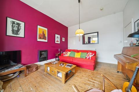 72 Albert Road, Glasgow, G42 8DW