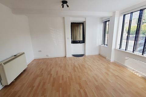 2 bedroom ground floor flat to rent, Swan Lane, Harleston