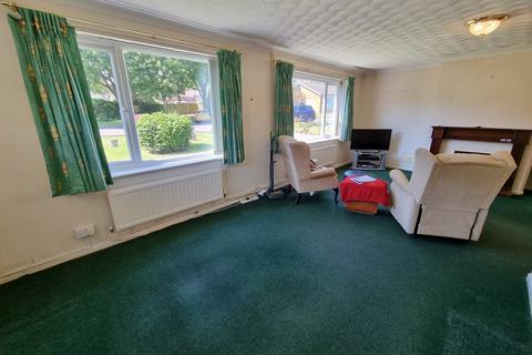 2 bedroom detached bungalow for sale, Old Orchard Close, Halesworth