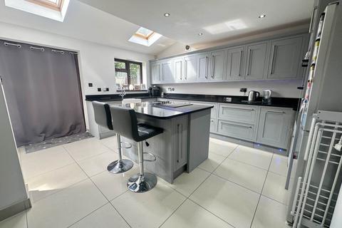 18 Linacres, Luton, LU4 9XP