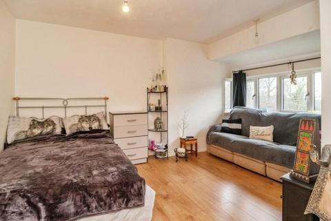 Studio for sale, Meresmans, Aveley, South Ockendon RM15