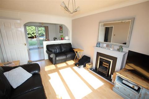 3 bedroom detached house for sale, Bisley Close, Clacton on Sea