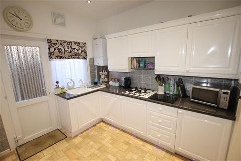 2 bedroom detached bungalow for sale, Cotswold Road, Clacton on Sea