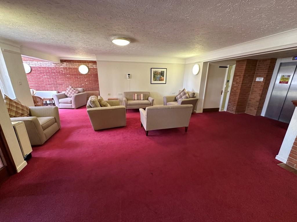 Ccommunal Living areas