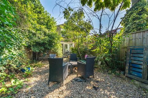 3 bedroom terraced house for sale, Cargill Road, Earlsfield