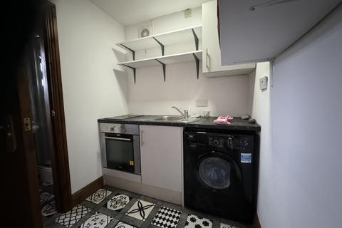 1 bedroom flat to rent, Keith Road, HAYES, Greater London, UB3