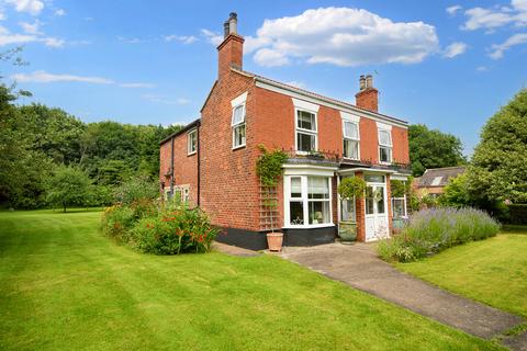 3 bedroom detached house for sale, Fulstow, Louth LN11 0XG