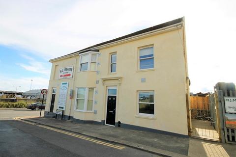 undefined, Middle Street, Portslade BN41