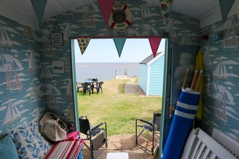 Chalet for sale, Cliff Road, Suffolk IP11