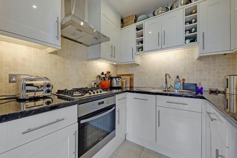31d Richborne Terrace, London, SW8 1AS