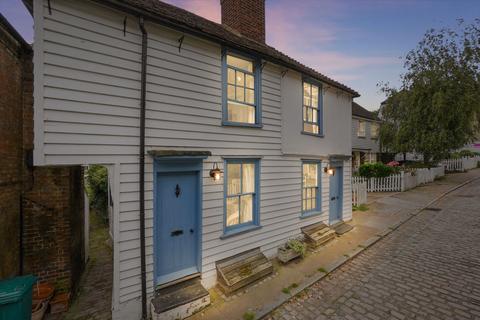 undefined, High Street, Rochester ME2