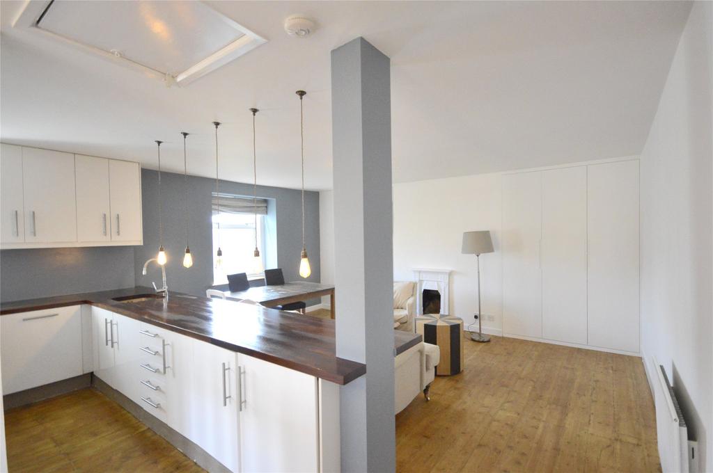 Kitchen/Living