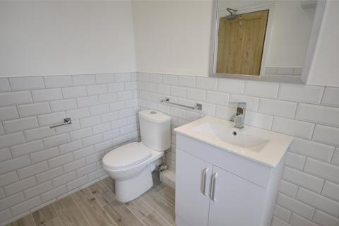 2 bedroom apartment to rent, Thornton Avenue, London SW2