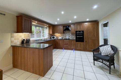 4 bedroom chalet for sale, Pullman Court, Spalding