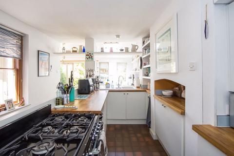 2 Alberta Place, Penarth, CF64 3DR