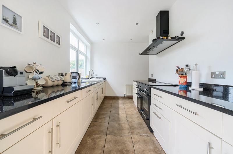 Kitchen Diner angle