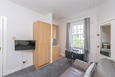 1 bedroom flat for sale, 7/5 Chalmers Buildings, Edinburgh, EH3