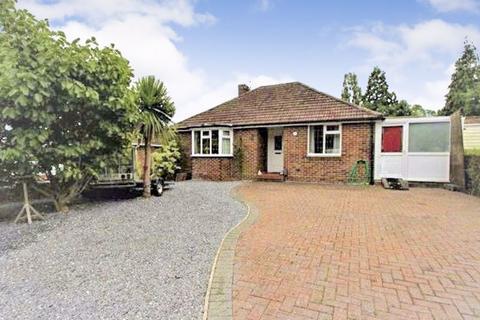 2 bedroom detached bungalow for sale, Bridge Close, Bursledon, Southampton, SO31