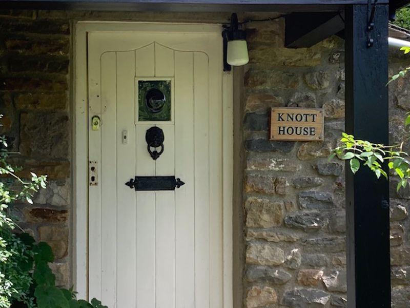 Knott House