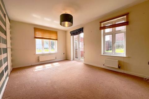 3 bedroom semi-detached house for sale, Rosneath Close, Wolverhampton