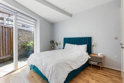 2 bedroom apartment for sale, Copenhagen Street, Islington, London, N1