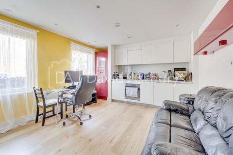 1 bedroom apartment for sale, Tiltman Place, London