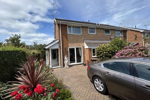 3 bedroom semi-detached house for sale, Whinacres, Conwy