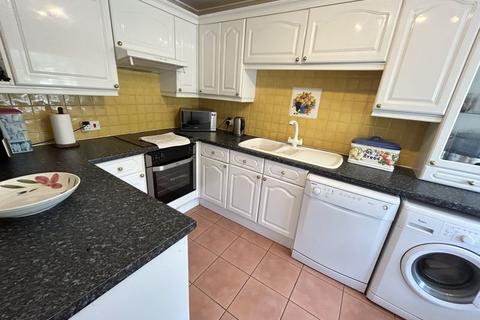 3 bedroom semi-detached house for sale, Whinacres, Conwy