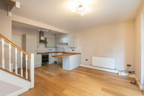 2 bedroom ground floor maisonette for sale, Dawes Green, Leigh