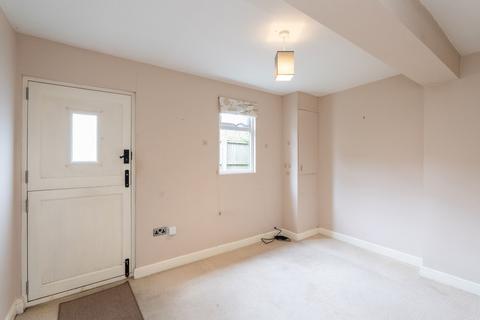 2 bedroom ground floor maisonette for sale, Dawes Green, Leigh