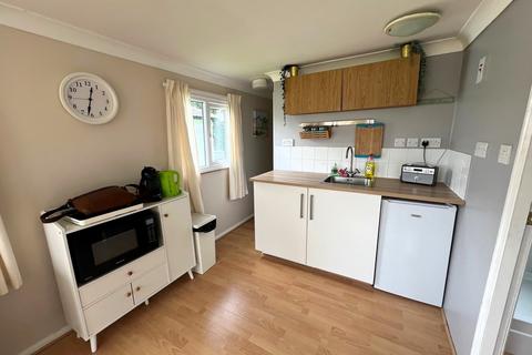 2 bedroom chalet for sale, Links Road, Mundesley