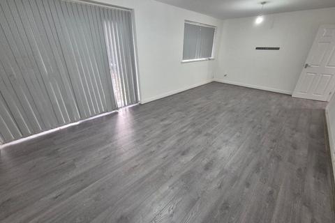 2 bedroom apartment to rent, Whetstone Close, Birmingham B15