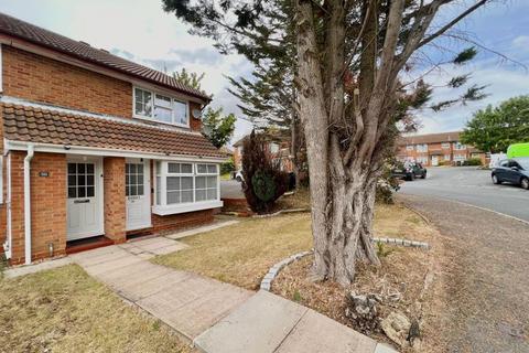 2 bedroom maisonette for sale, Campania Grove, Luton