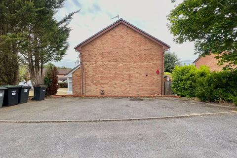 51 Campania Grove, Luton, LU3 4DD
