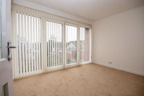 2 bedroom apartment for sale, Ardleigh Court, Brentwood CM15