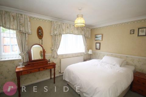 3 bedroom detached house for sale, Shaddock Avenue, Rochdale OL12