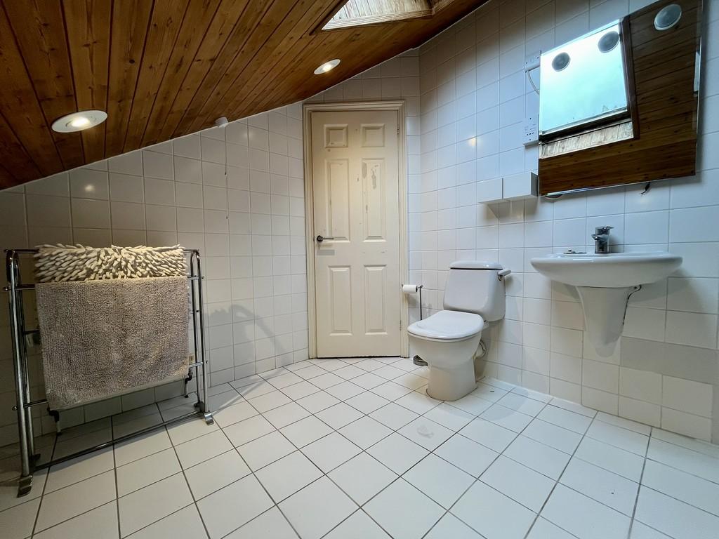 Bathroom2