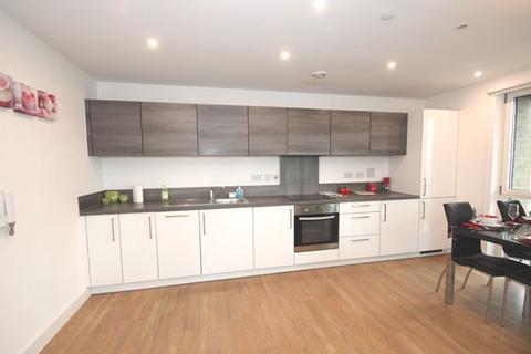 3 bedroom apartment to rent, Marner Point, London E3