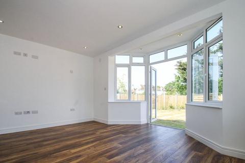 2 bedroom flat to rent, Mala Court, Kenton Road, Harrow, Middlesex