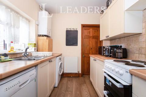 4 bedroom house share to rent, Room 3, Oakley Street, Abington, NN1 3EP