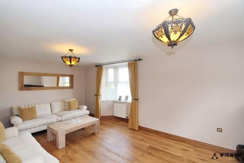 4 bedroom detached house for sale, Barnard Park, Kingswood, HU7