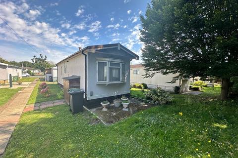 1 bedroom mobile home for sale, Fowley Mead Park , Longcroft Drive