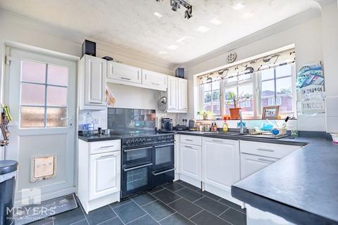 4 bedroom detached house for sale, Sandringham Close, Muscliff, BH9