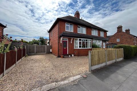 3 bedroom semi-detached house for sale, Avenue Road, Newport TF10